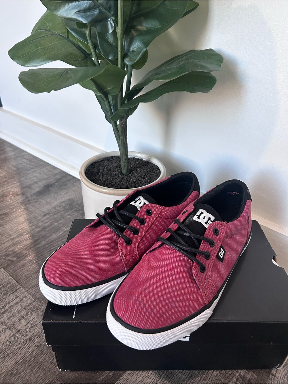DC Shoes Council TX SE Red Heather Sneakers Unisex Size 8 Men New With Box